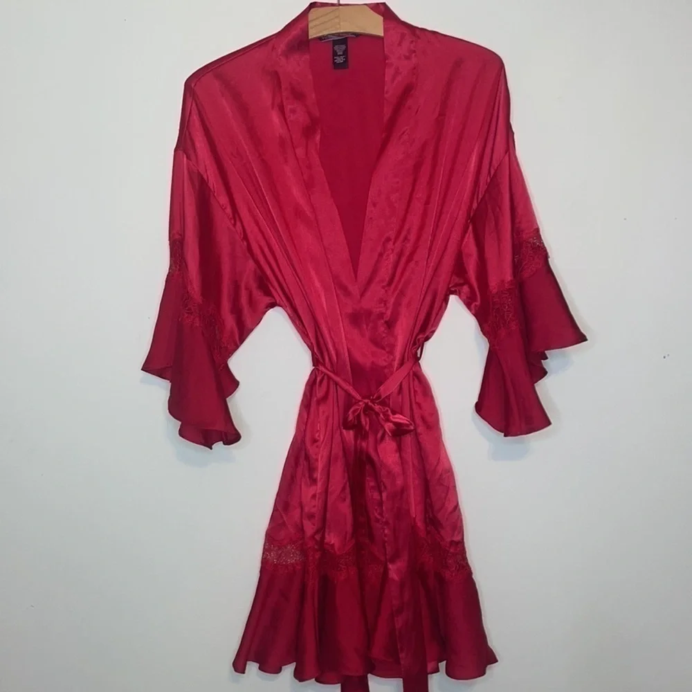 Rare Victorias Secret Red Satin Ruffle Flounce Bell Sleeves Kimono Robe XS/S